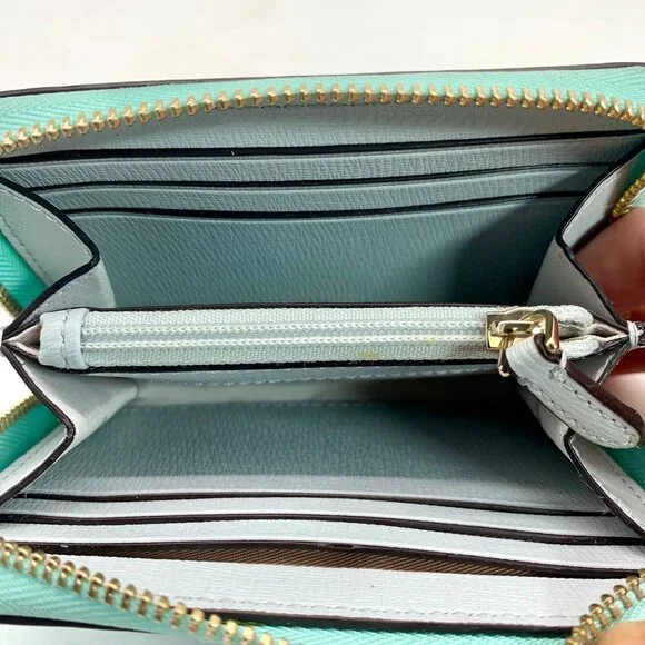 Kate Spade Darcy Sky Blue Pebbled Leather Zip Around Card Case - Picture 10 of 10